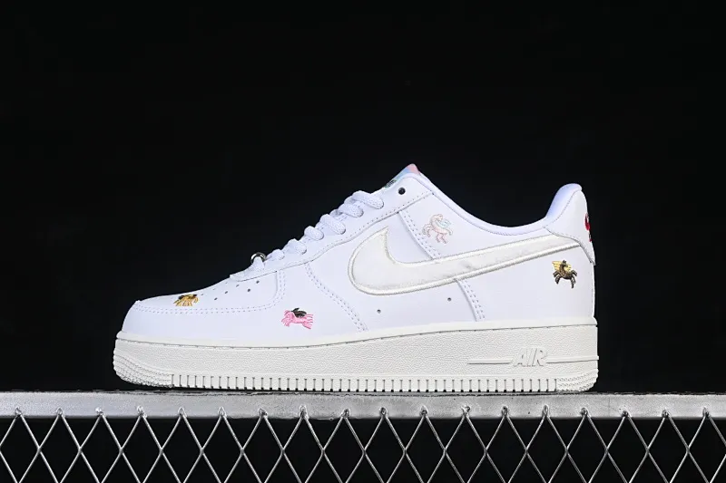 All categories Nk Air Force 1 Air Force series Nk Air Force 1 Low Air Force low-top Nike Air Force 1'07 Low Year of the Horse DIY Air Force 1 low-top casual sneakers IQ1143-100